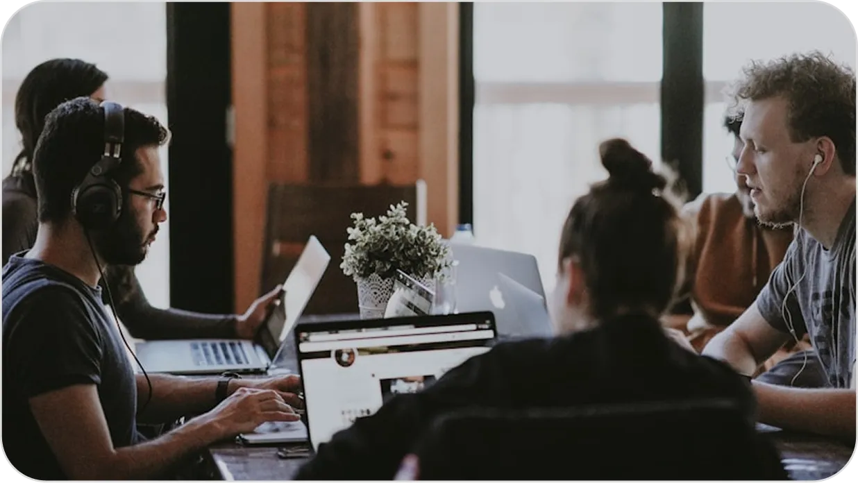 The CTO’s Guide to Hybrid Teams: Maximizing ROI through Senior IT Staff Augmentation